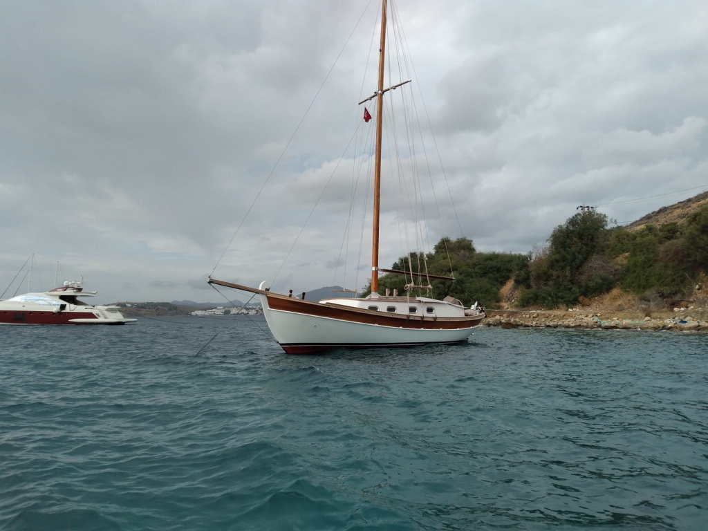 Tirhandil yacht for sale